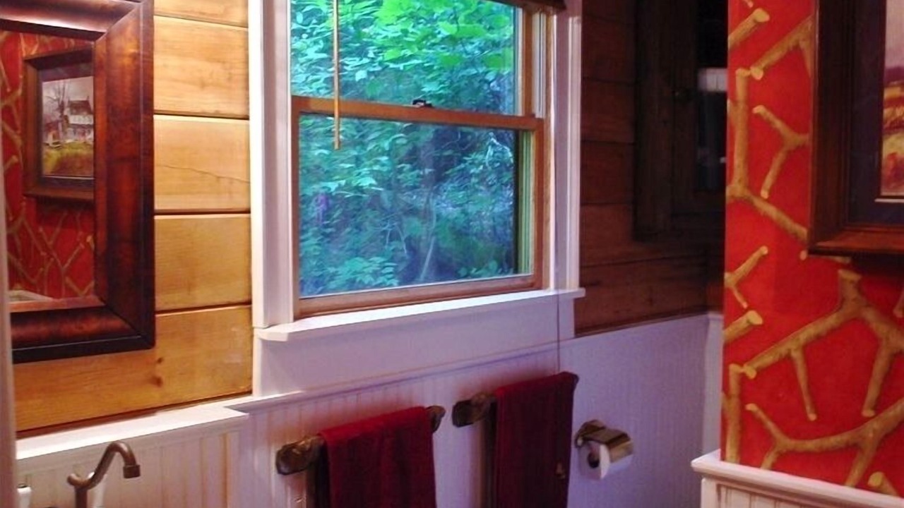 Photo of Bathroom in Ellijay