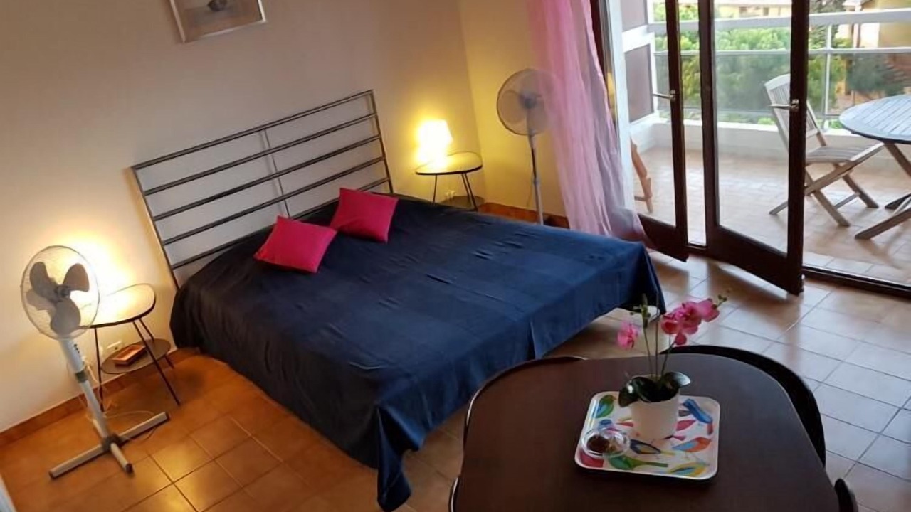 Photo of Bedroom in Calvi