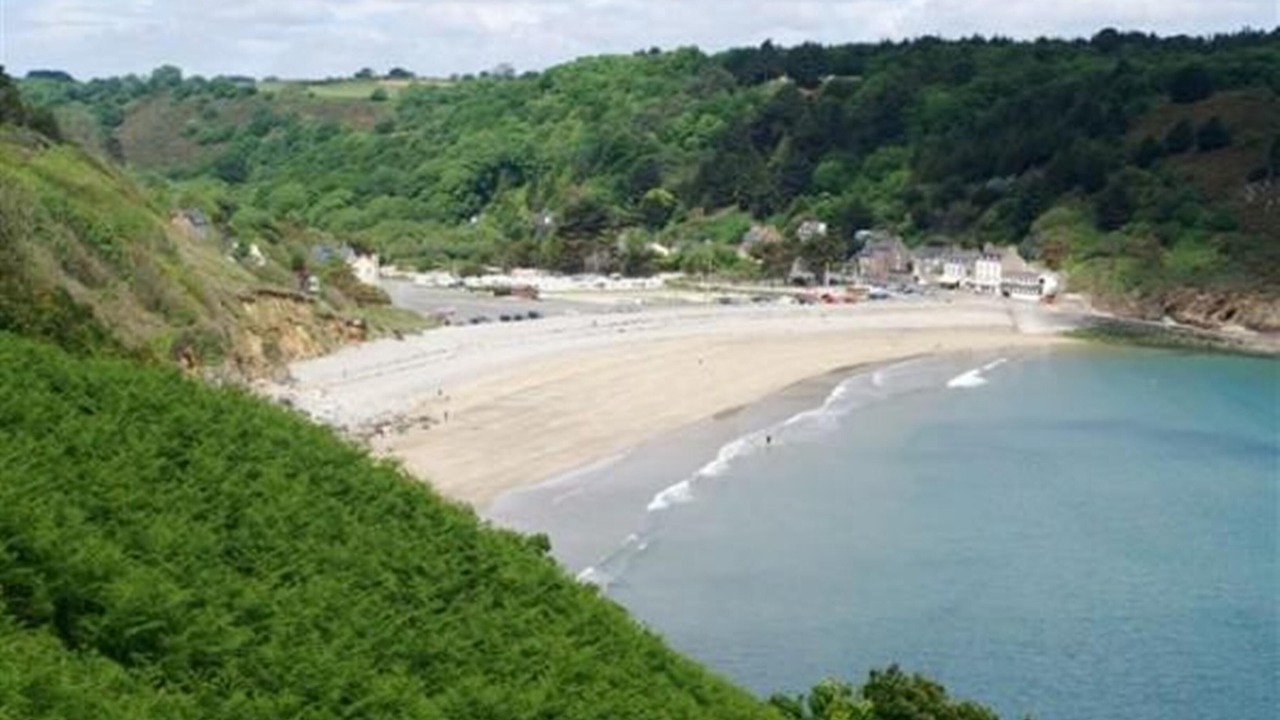 Photo of Others in Treveneuc