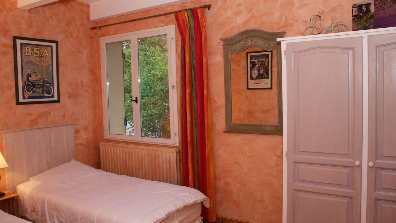 Photo of Bedroom in Banon