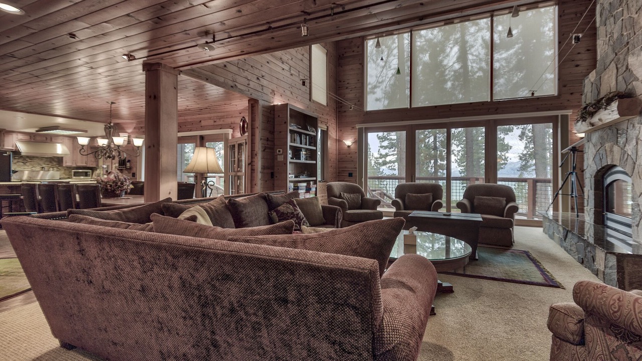 Photo of Livingroom in Lake Forest