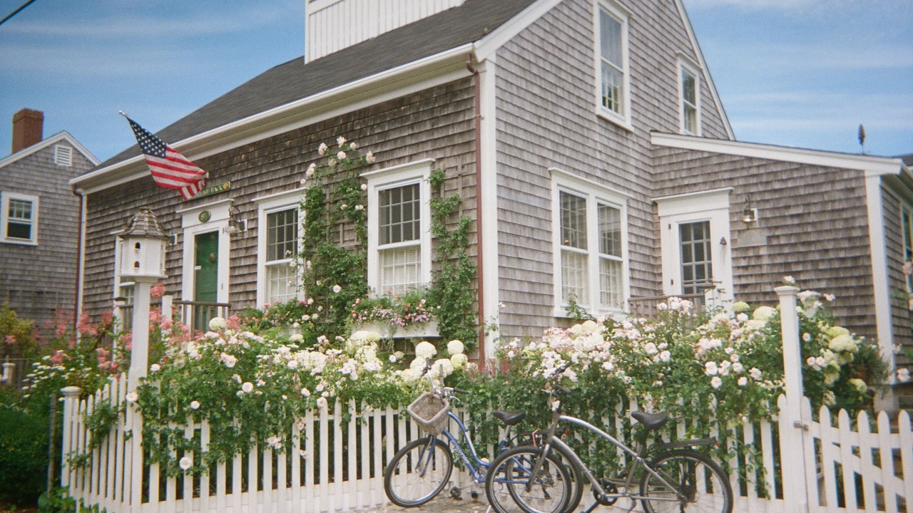 Photo of Others in Nantucket Town