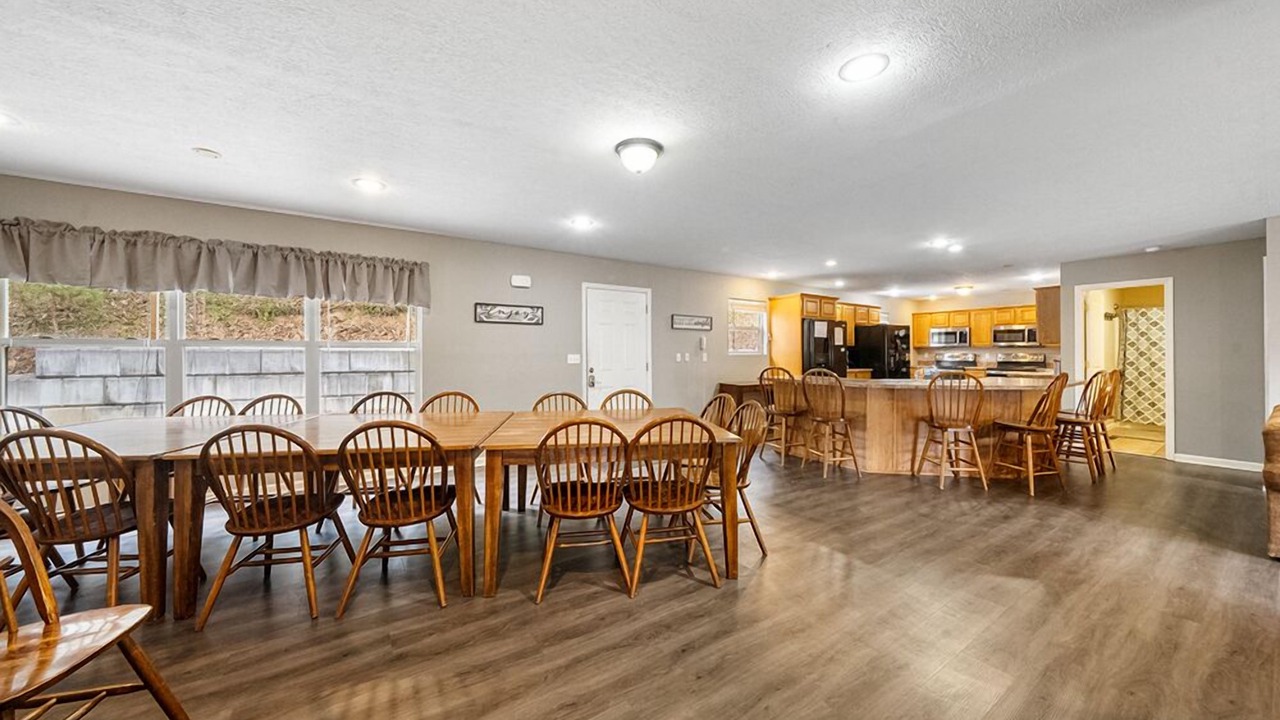 Photo of Others in Lakeside Estates
