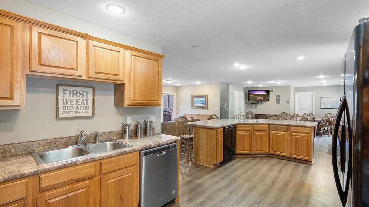 Photo of Kitchen in Lakeside Estates