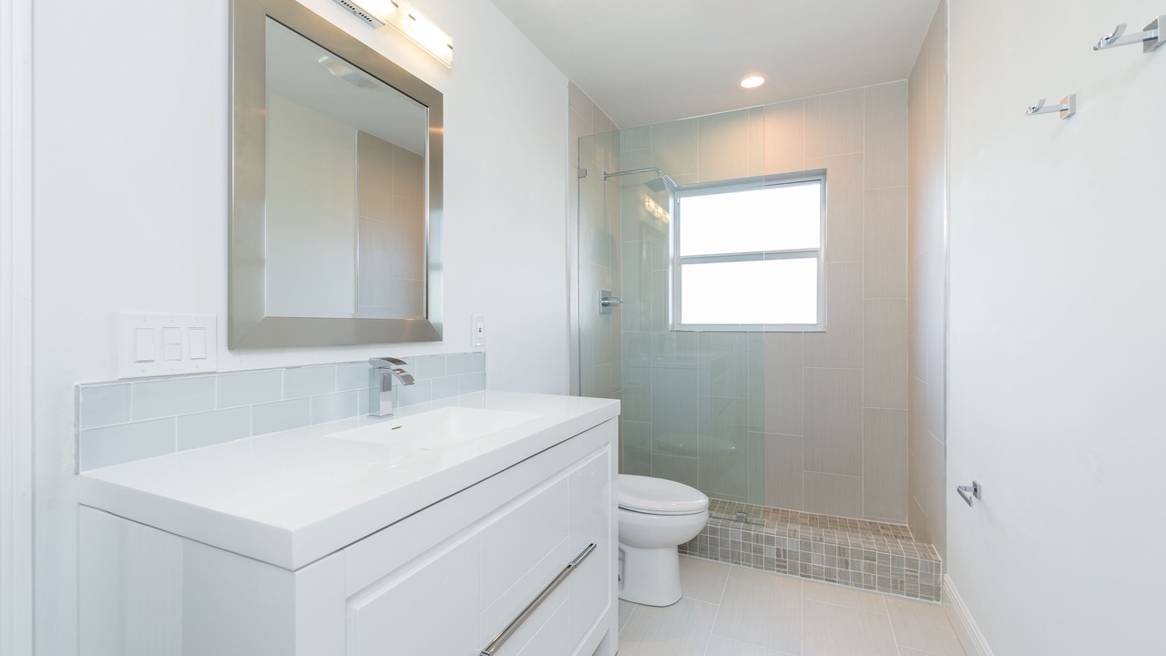 Photo of Bathroom in Coury