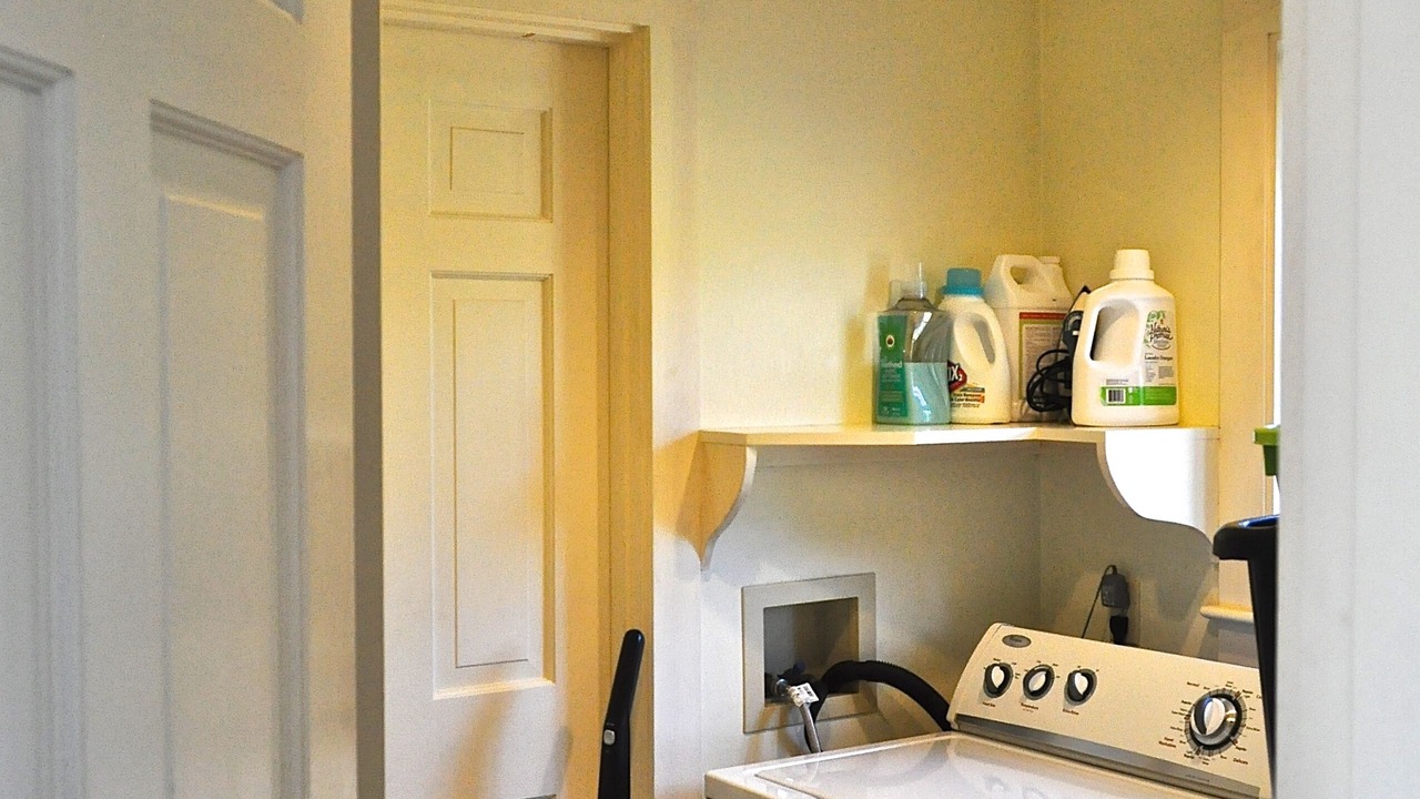 Photo of Bedroom in Tom Nevers