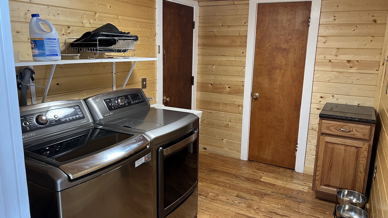 Photo of Bedroom in North Upper Truckee