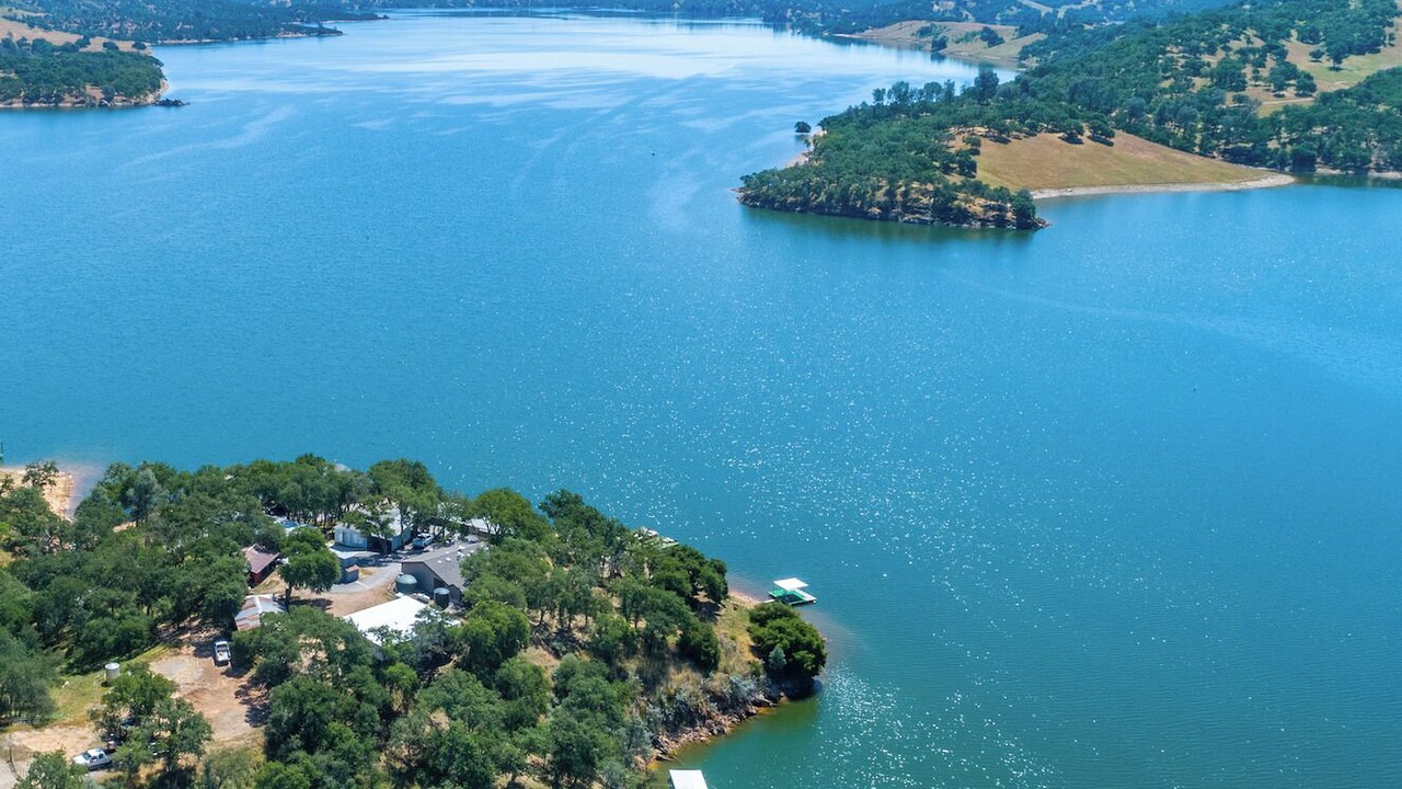 Photo of Outdoor in Bradley