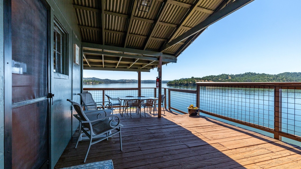 Photo of Outdoor in Bradley