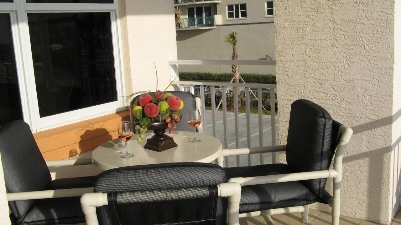 Photo of Patio Balcony in Schulte Park