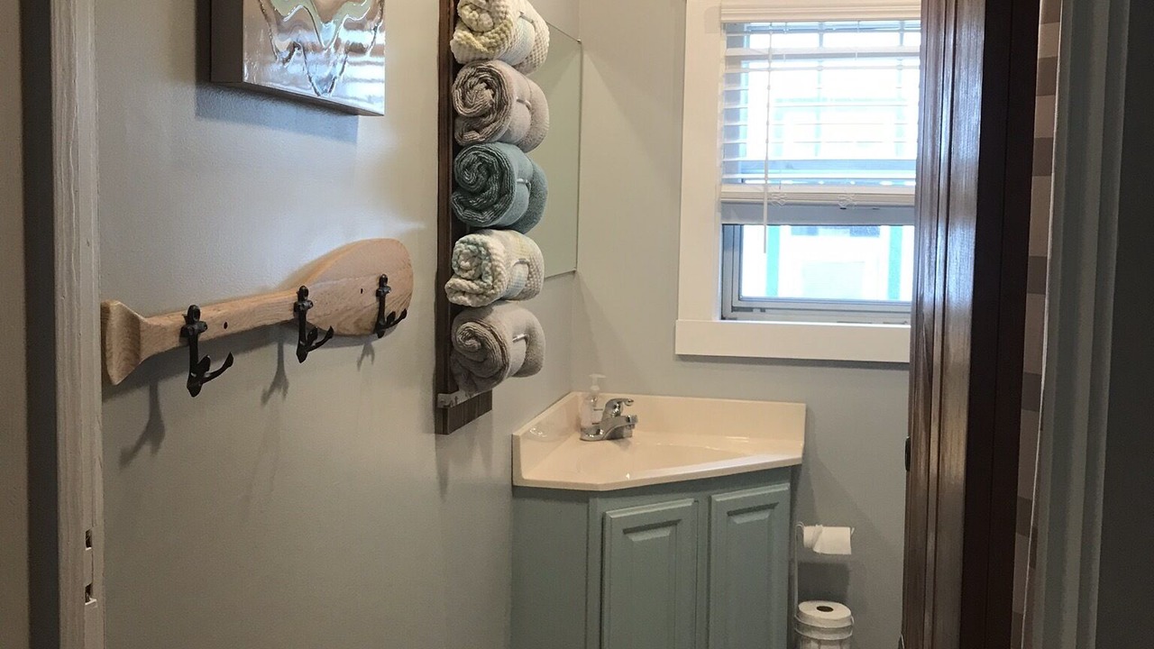 Photo of Bathroom in Higgins Lake