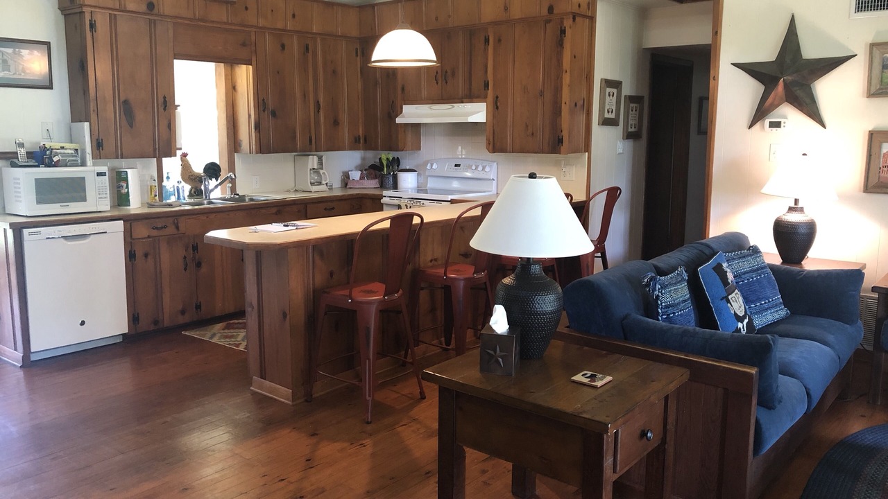 Photo of Livingroom in Pittsburg