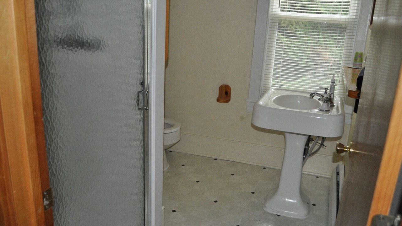 Photo of Bathroom in Little Valley
