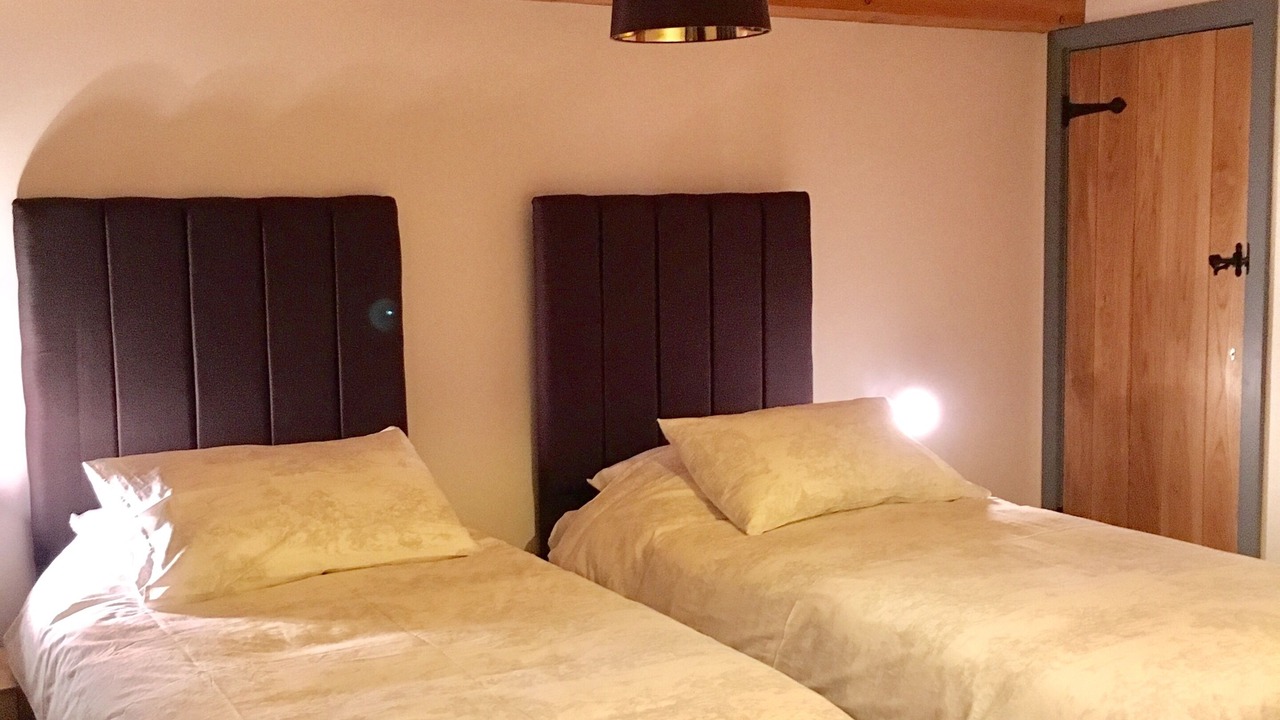 Photo of Others in Dol-y-Gaer