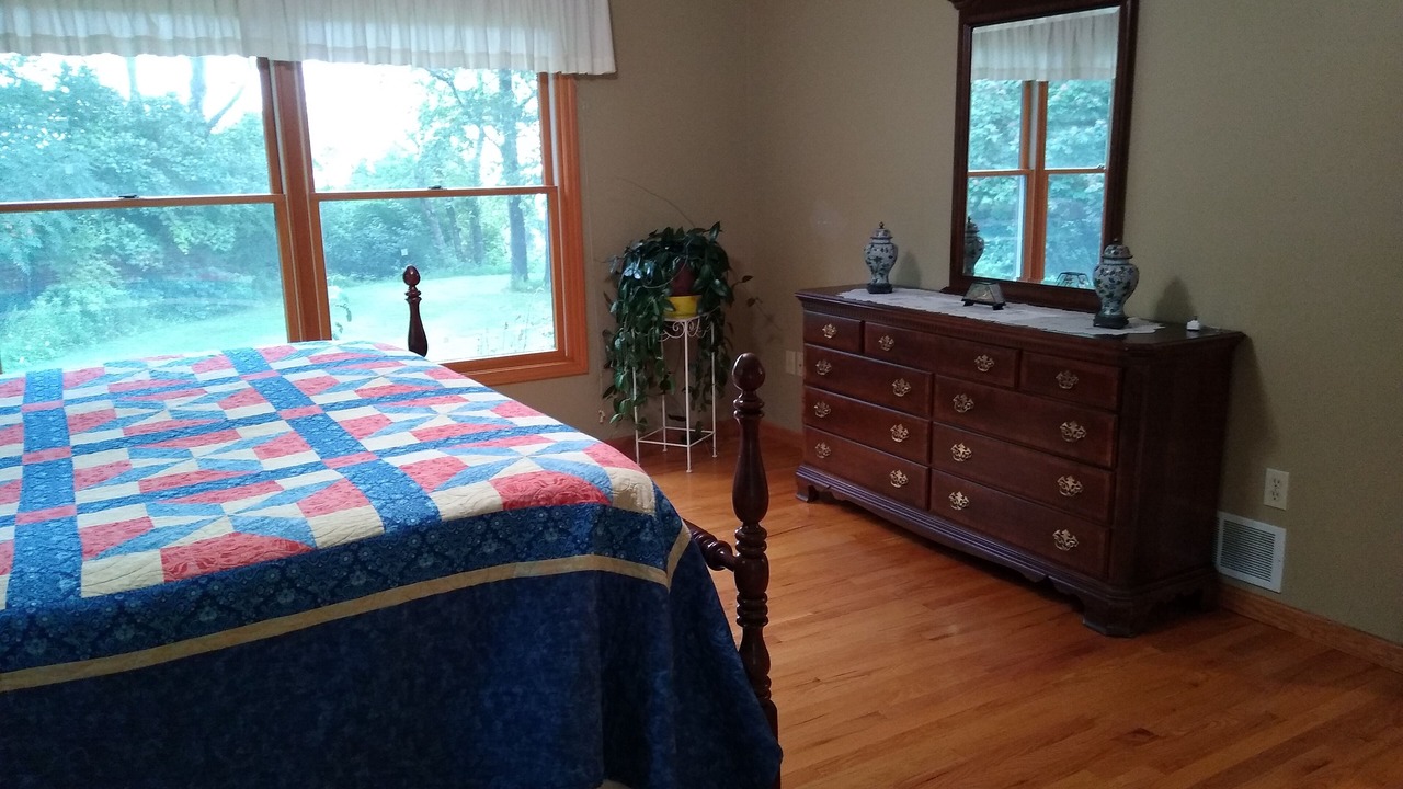Photo of Bedroom in Forestville