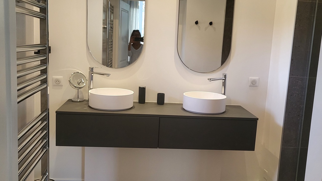 Photo of Bathroom in Auriac-sur-Vendinelle