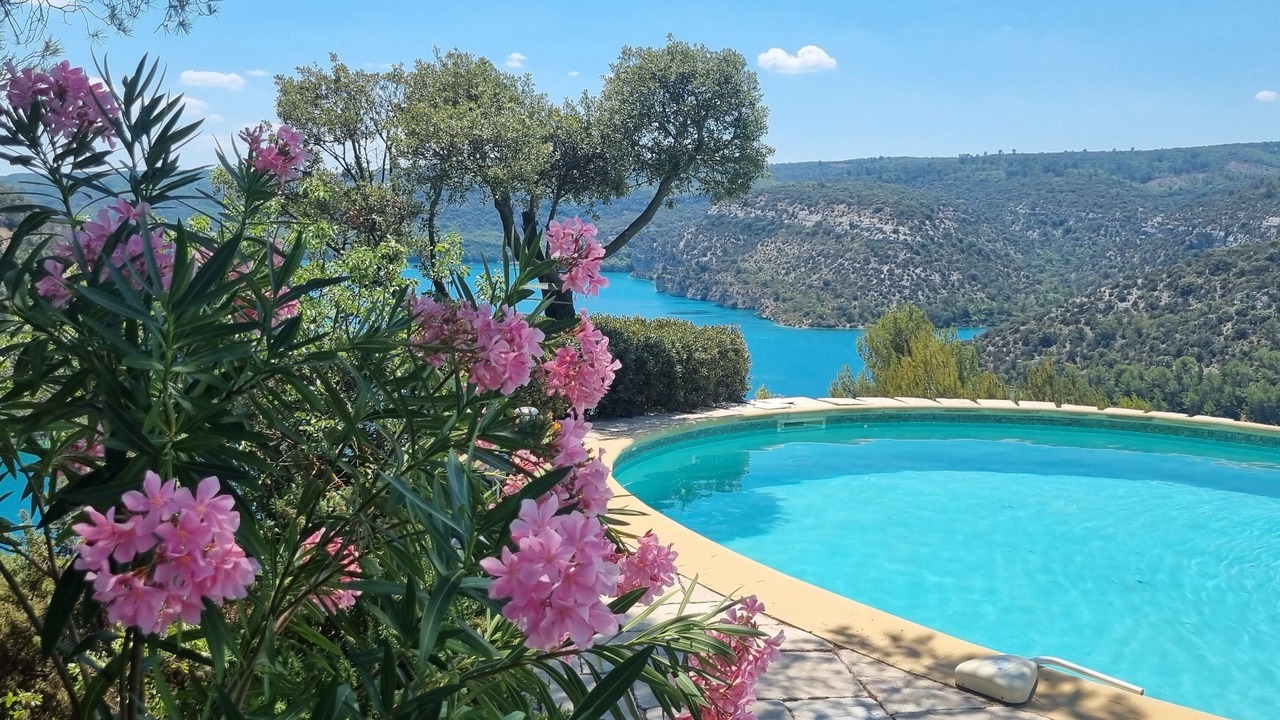 Photo of Outdoor in Esparron-de-Verdon