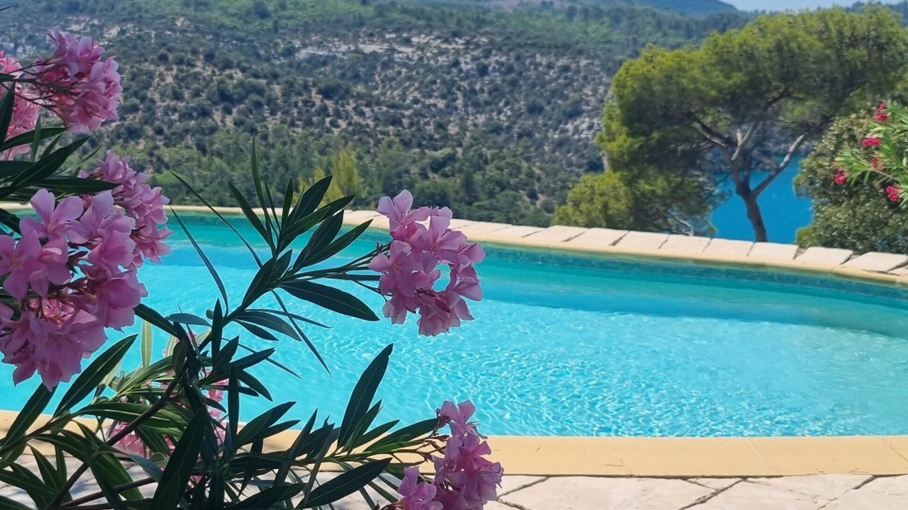 Photo of Outdoor in Esparron-de-Verdon