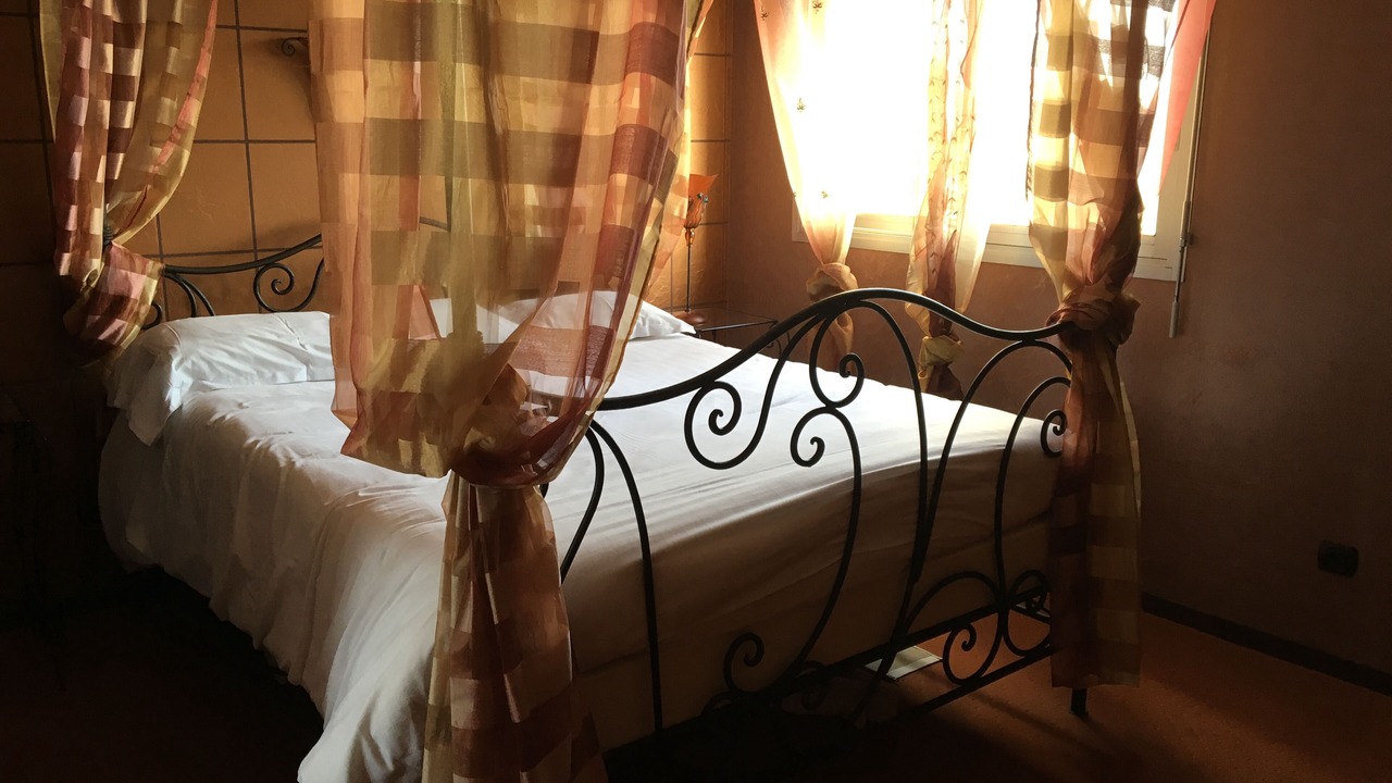 Photo of Bedroom in Nalliers