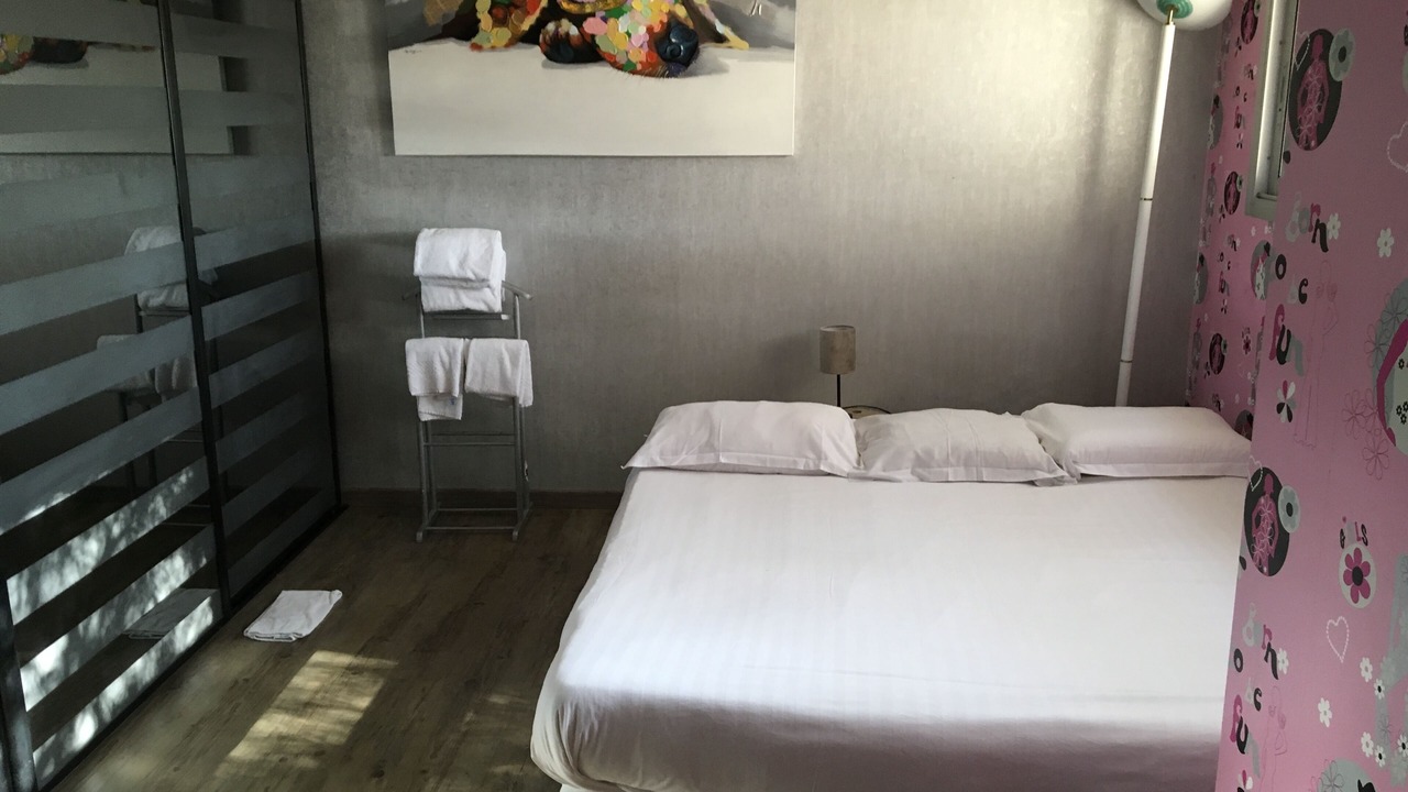 Photo of Bedroom in Nalliers