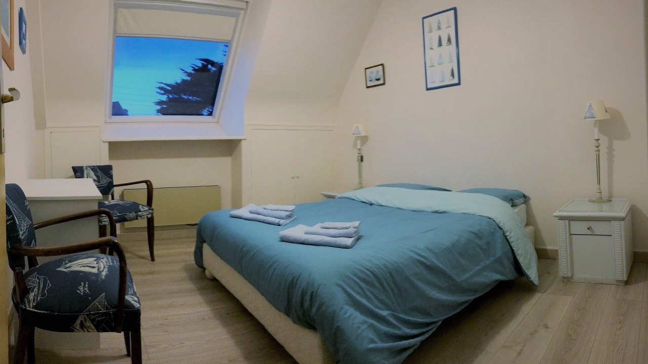 Photo of Bedroom in Lancieux