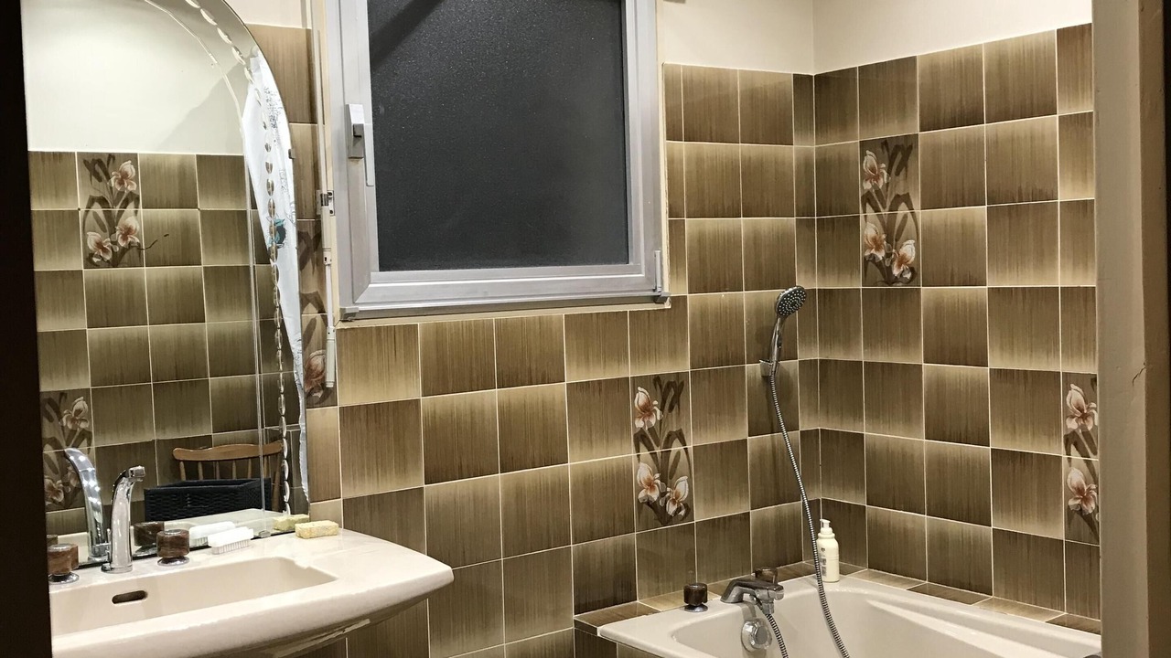Photo of Bathroom in Lancieux
