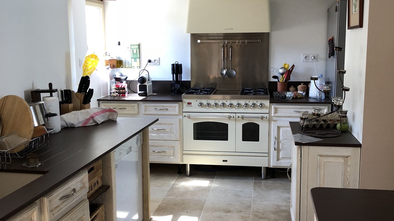 Photo of Kitchen in Saint-Hippolyte-de-Montaigu