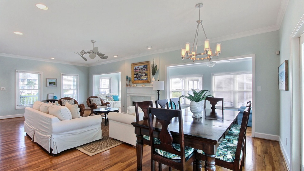Photo of Livingroom in Tybee Island