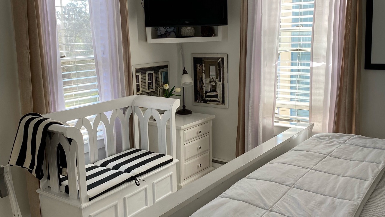 Photo of Others in Off Broadway