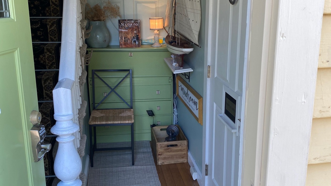 Photo of Others in Off Broadway