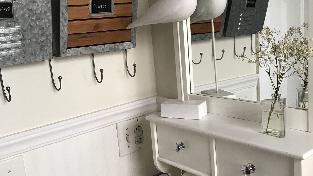 Photo of Bathroom in Off Broadway