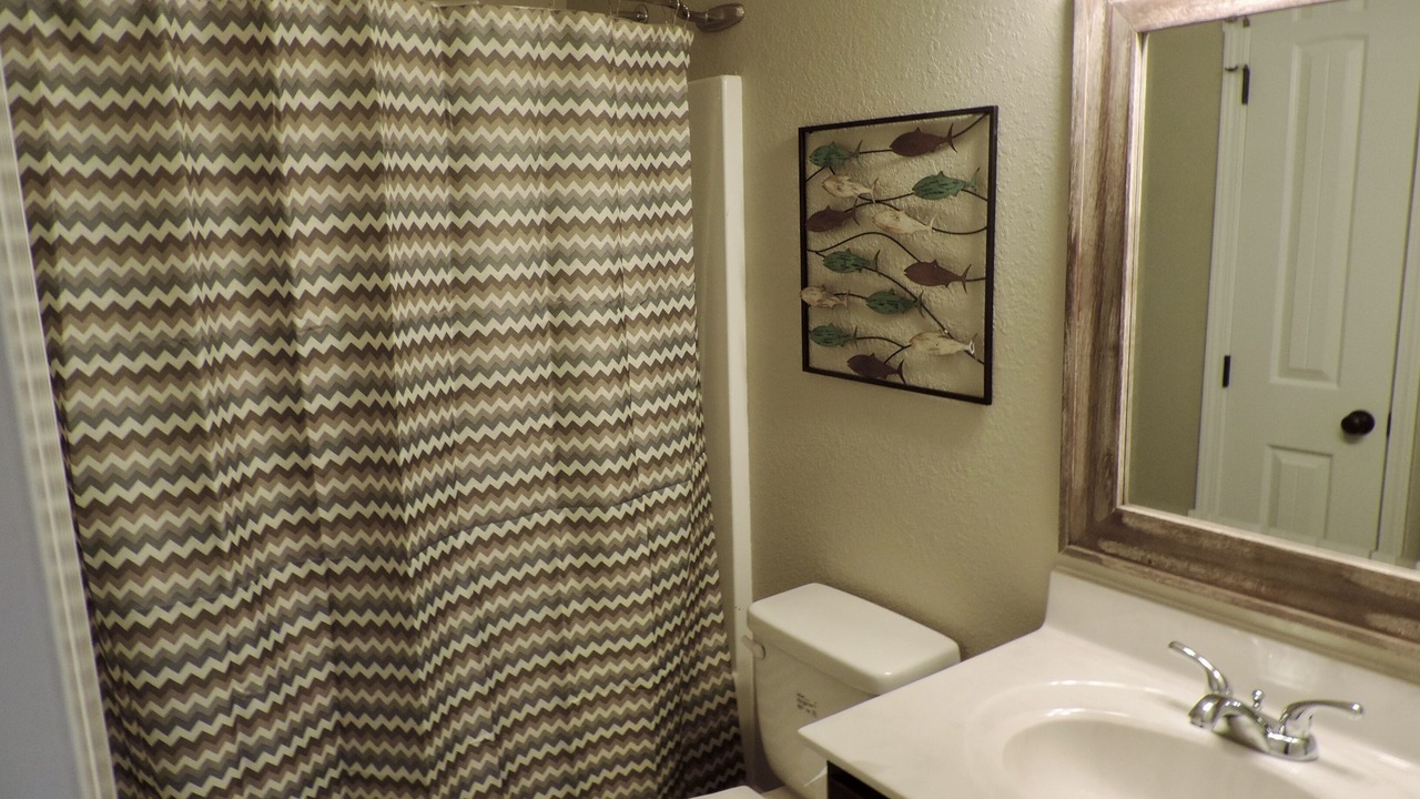 Photo of Bathroom in Lakeside Estates