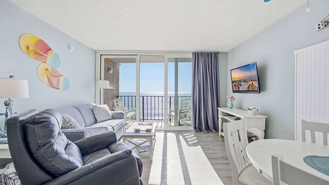 Photo of Livingroom in Crescent Beach