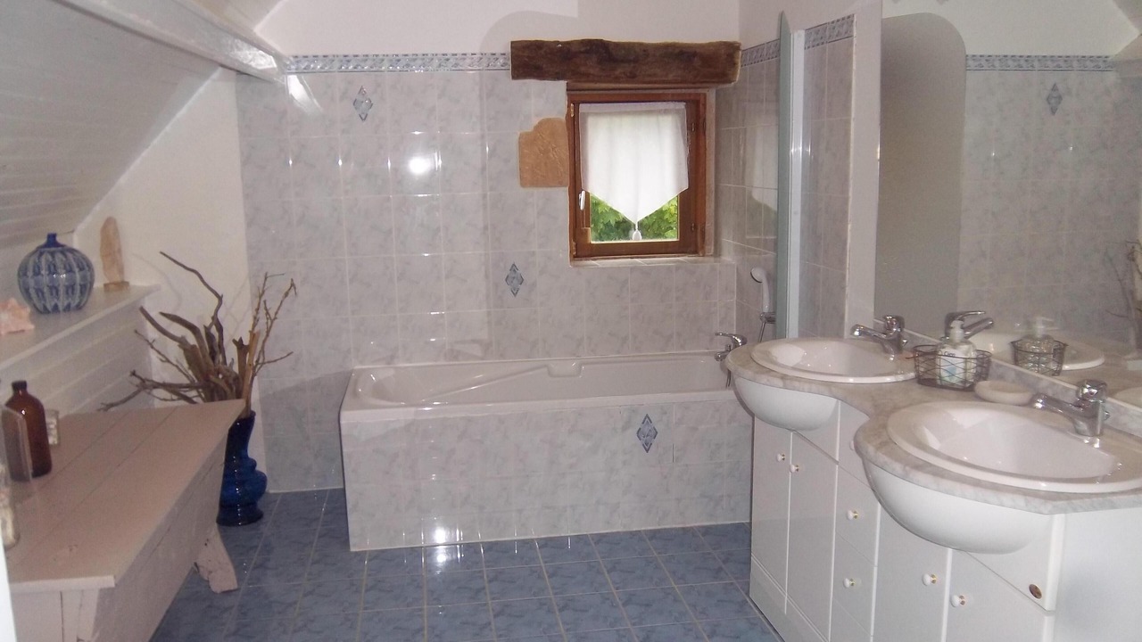 Photo of Bathroom in Plazac