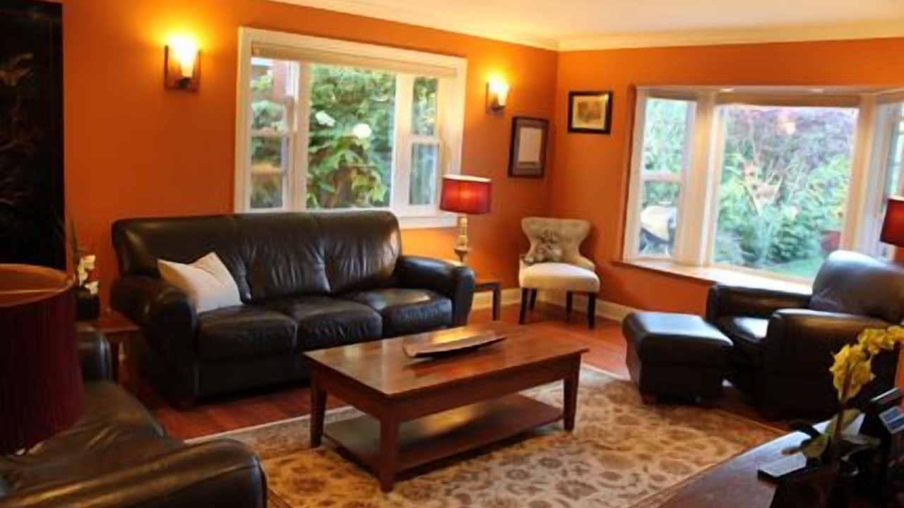 Photo of Livingroom in West Alameda