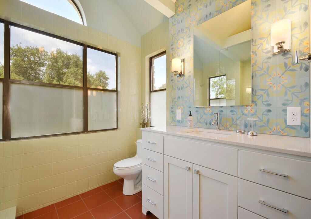 Photo of Bathroom in Barton Hills