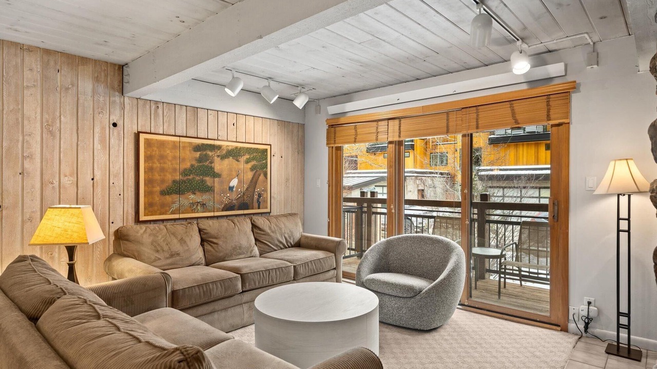 Photo of Livingroom in Aspen