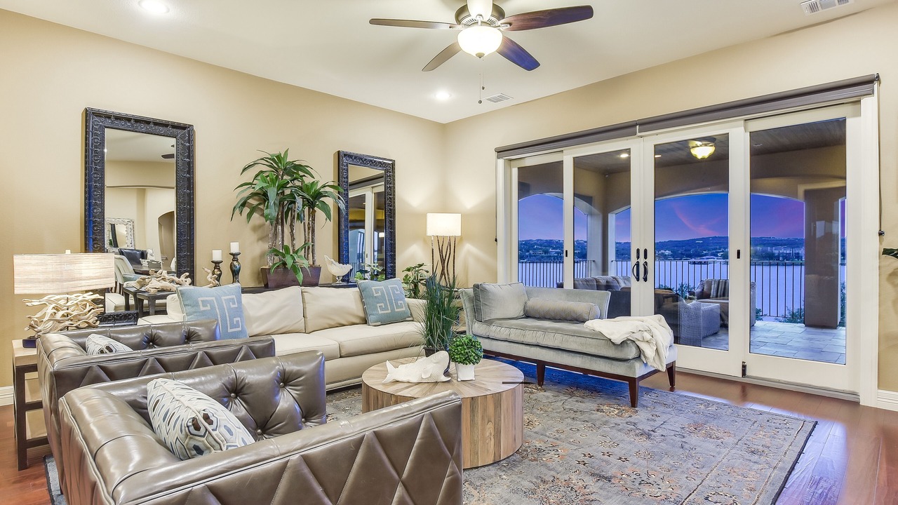 Photo of Livingroom in Highland Lake Estates