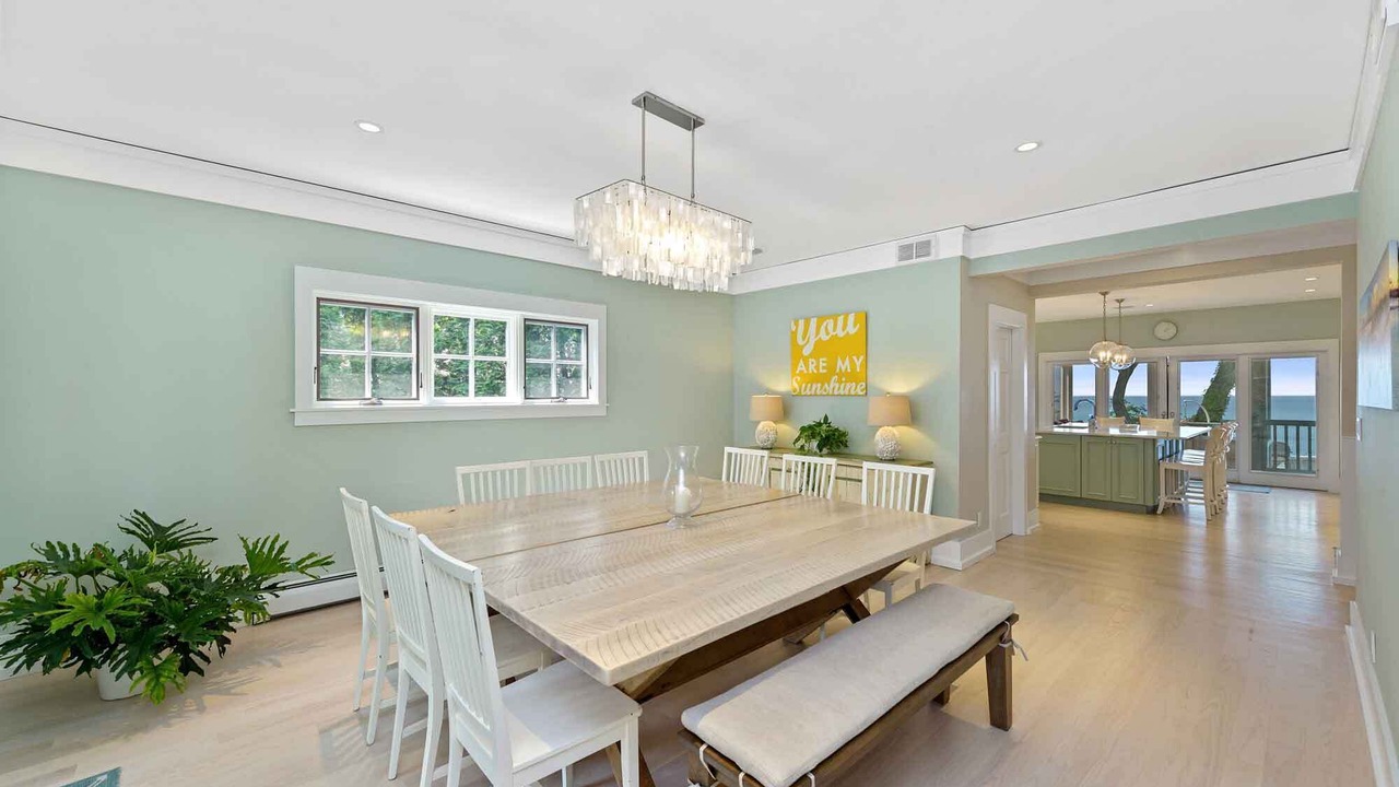 Photo of Livingroom in Union Pier