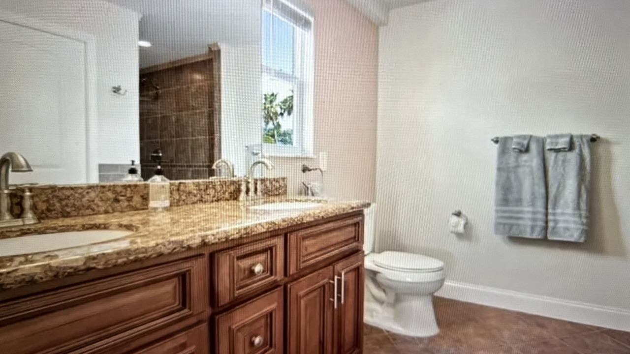 Photo of Bathroom in Connors