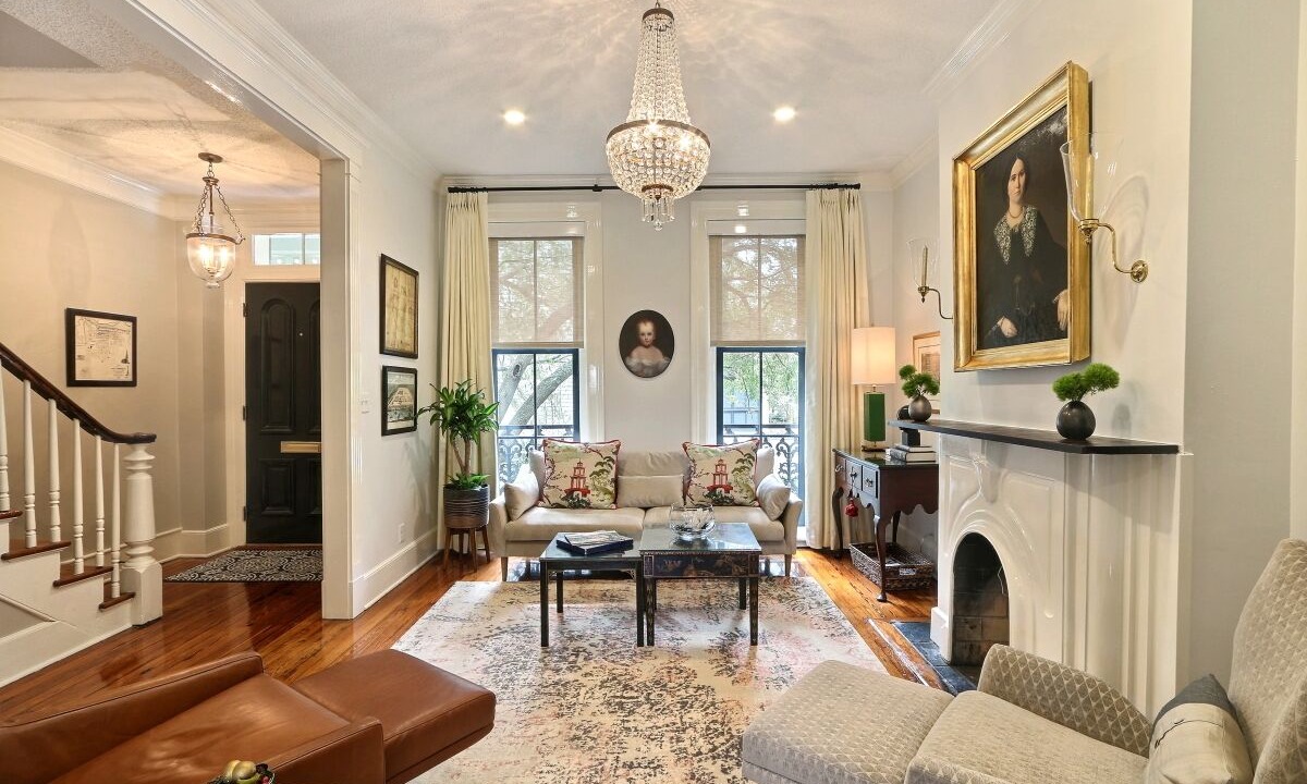 Photo of Livingroom in Historic Downtown Savannah