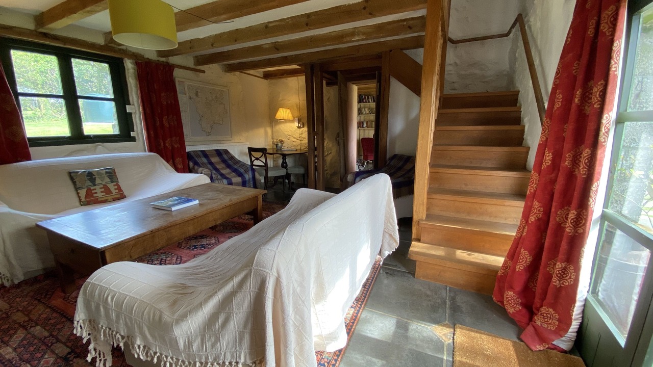 Photo of Livingroom in Helford Passage
