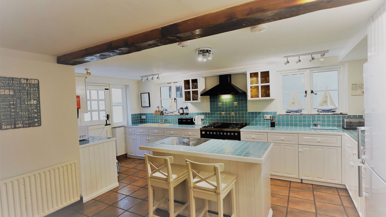 Photo of Kitchen in Thurlestone