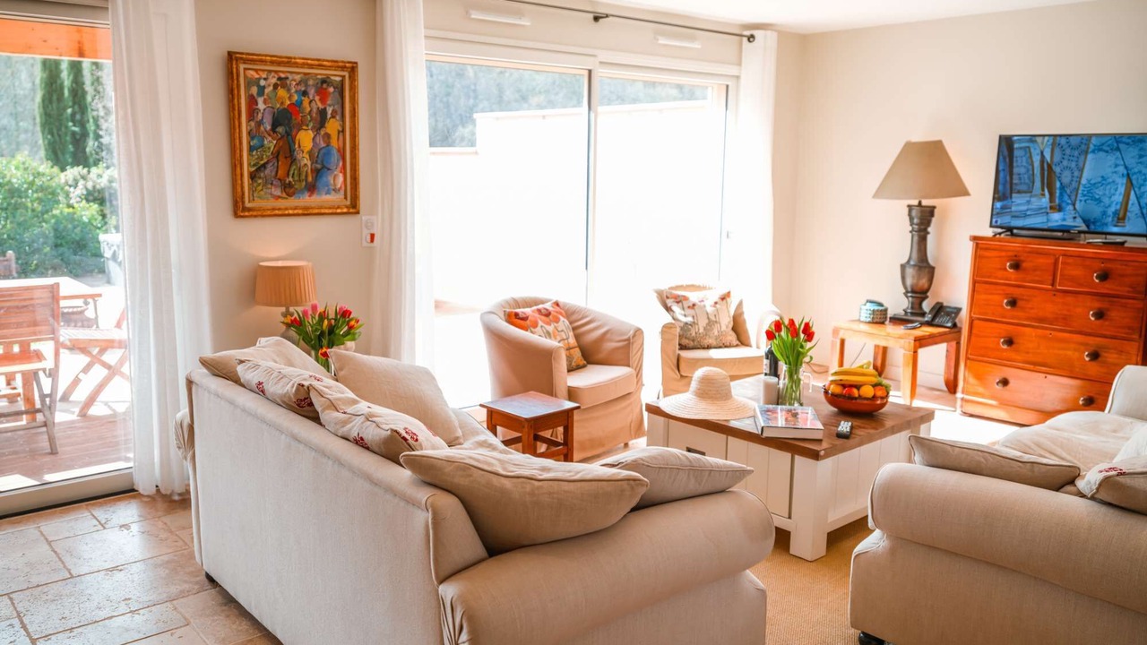 Photo of Livingroom in Castelnau-de-Montmiral
