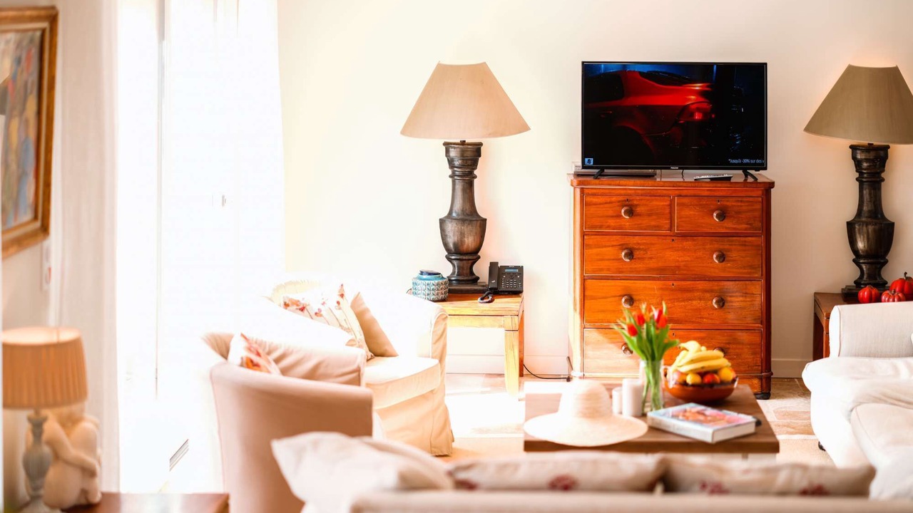 Photo of Livingroom in Castelnau-de-Montmiral