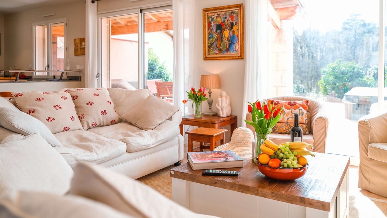 Photo of Livingroom in Castelnau-de-Montmiral