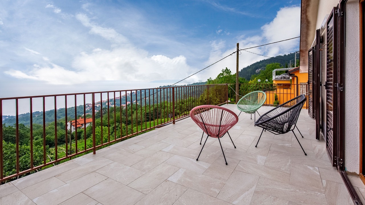 Photo of Patio Balcony in Poljane