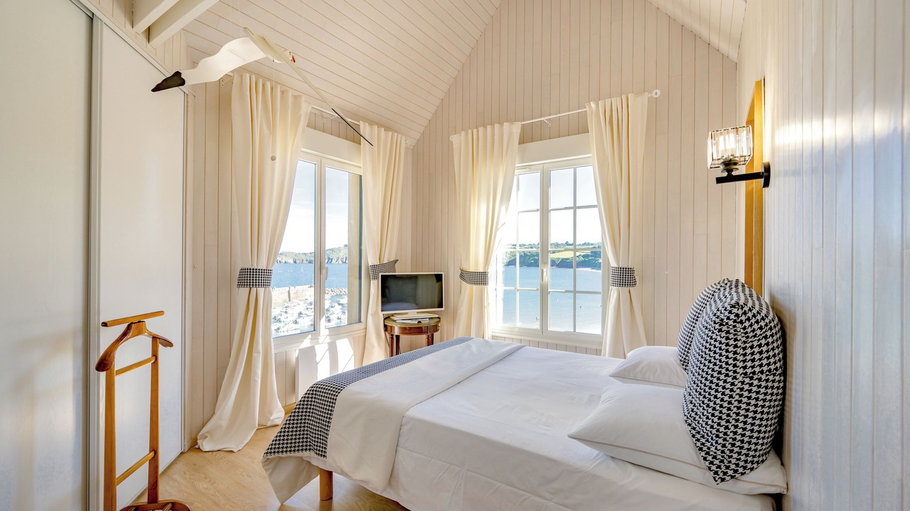 Photo of Bedroom in Plouezec