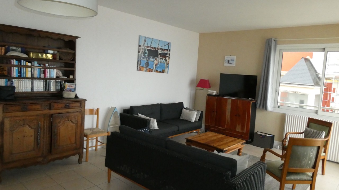 Photo of Livingroom in Parame