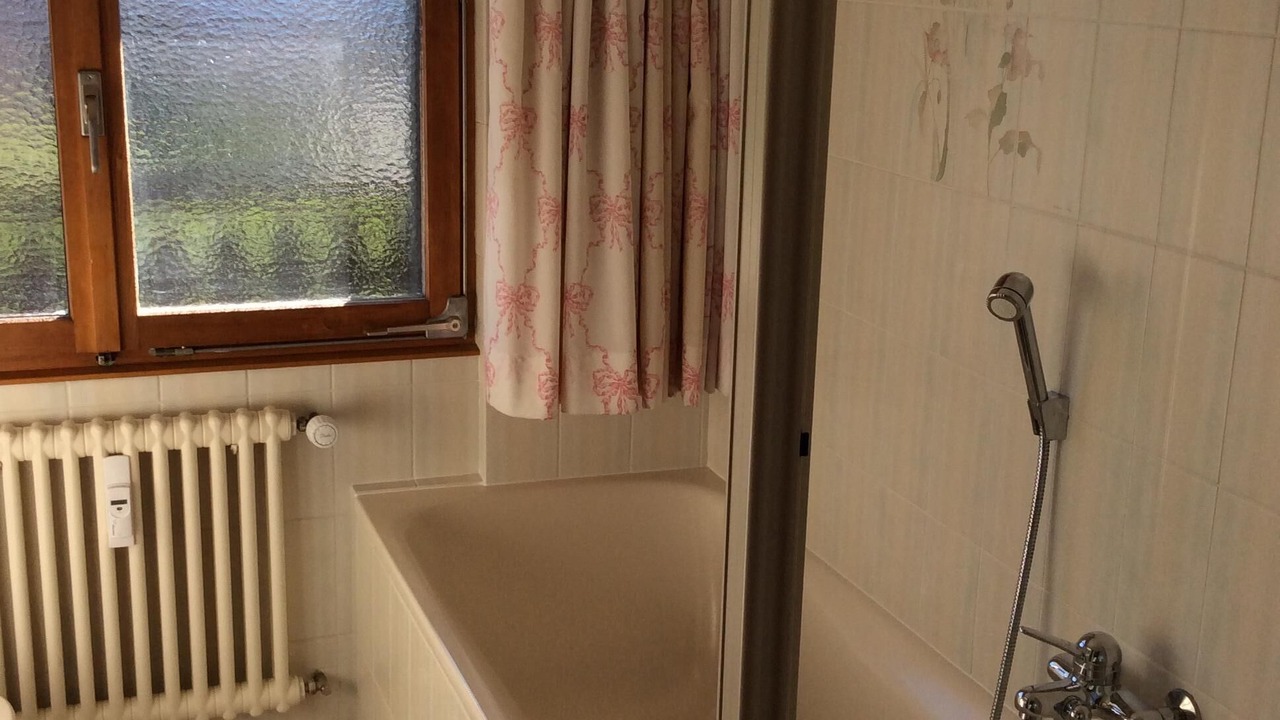 Photo of Bathroom in Saint-Pierre-de-Clages